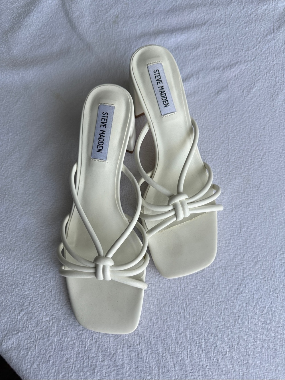 Steve Madden White/Cream Knot-Strap Slide Sandals